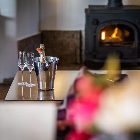 Willa Beautiful Grade 2 Listed Building - West Wing Bowness-on-Windermere Zewnętrze zdjęcie